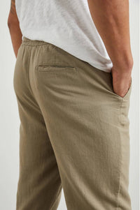 Rails - Callum Pant