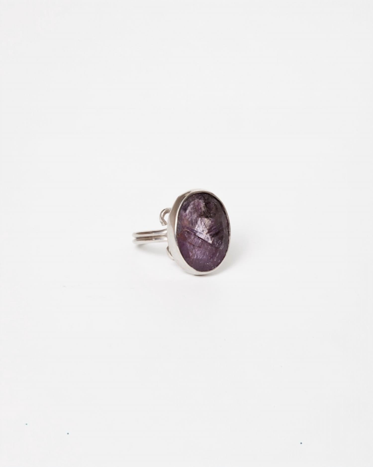 Avenue Chic Amethyst Oval Ring in silver - women's jewelry