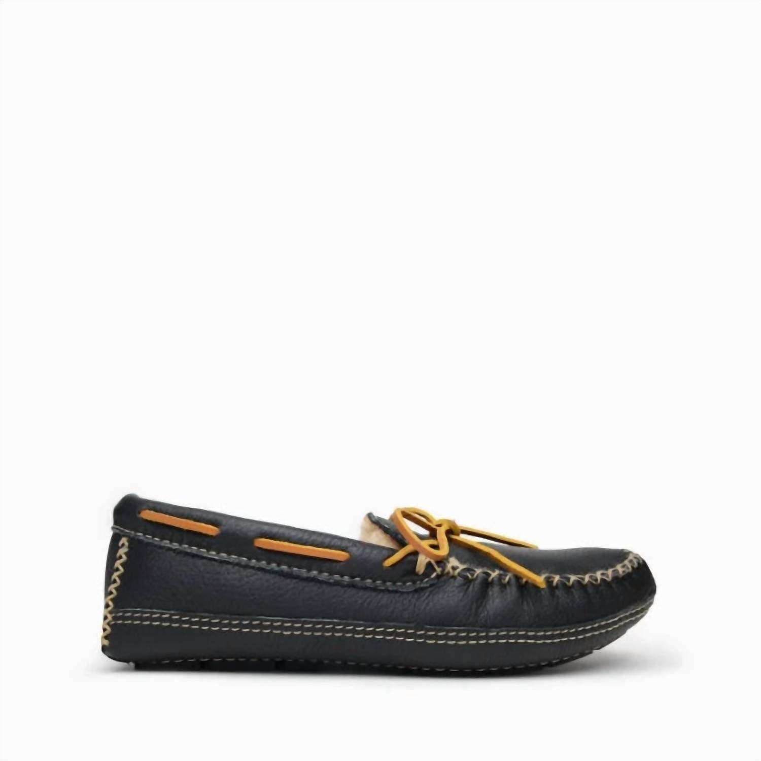 Minnetonka - Men's Sheepskin Moose Flat Slipper