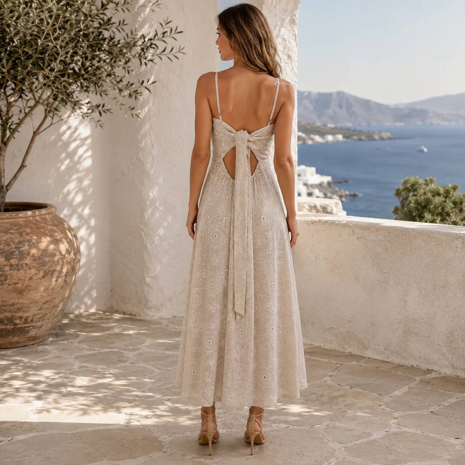 Mystery Resort - Paloma Tie-back Midi Dress