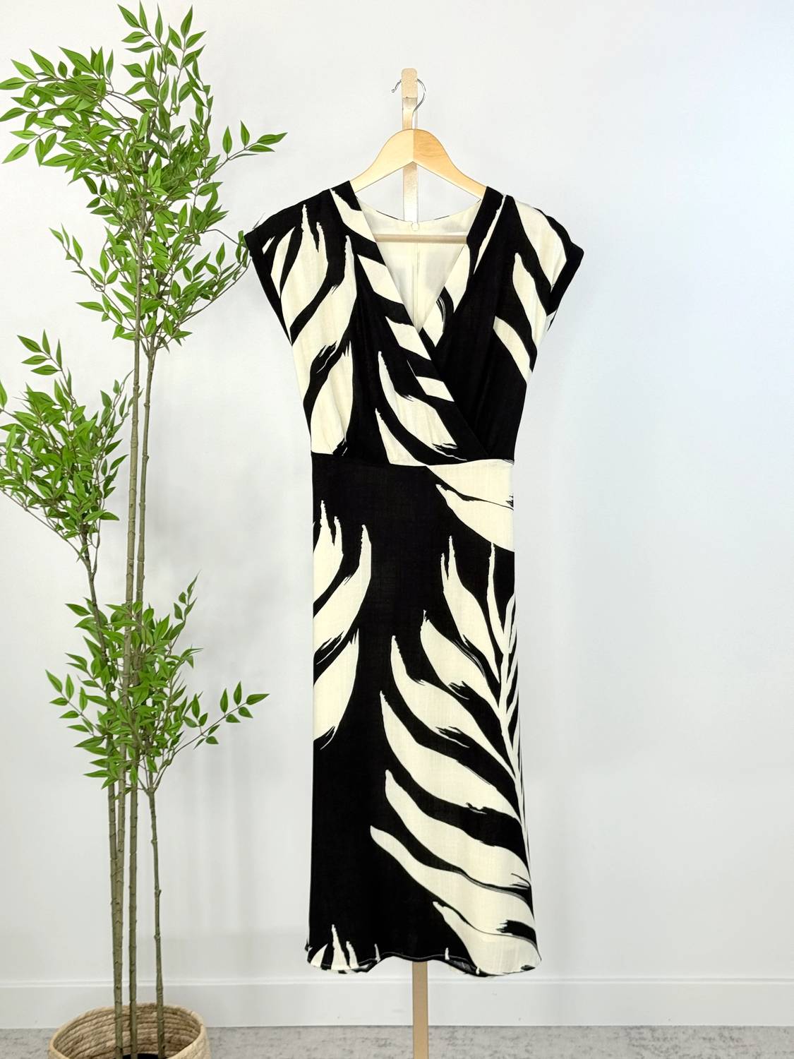 Pink Martini - Ella Midi Dress