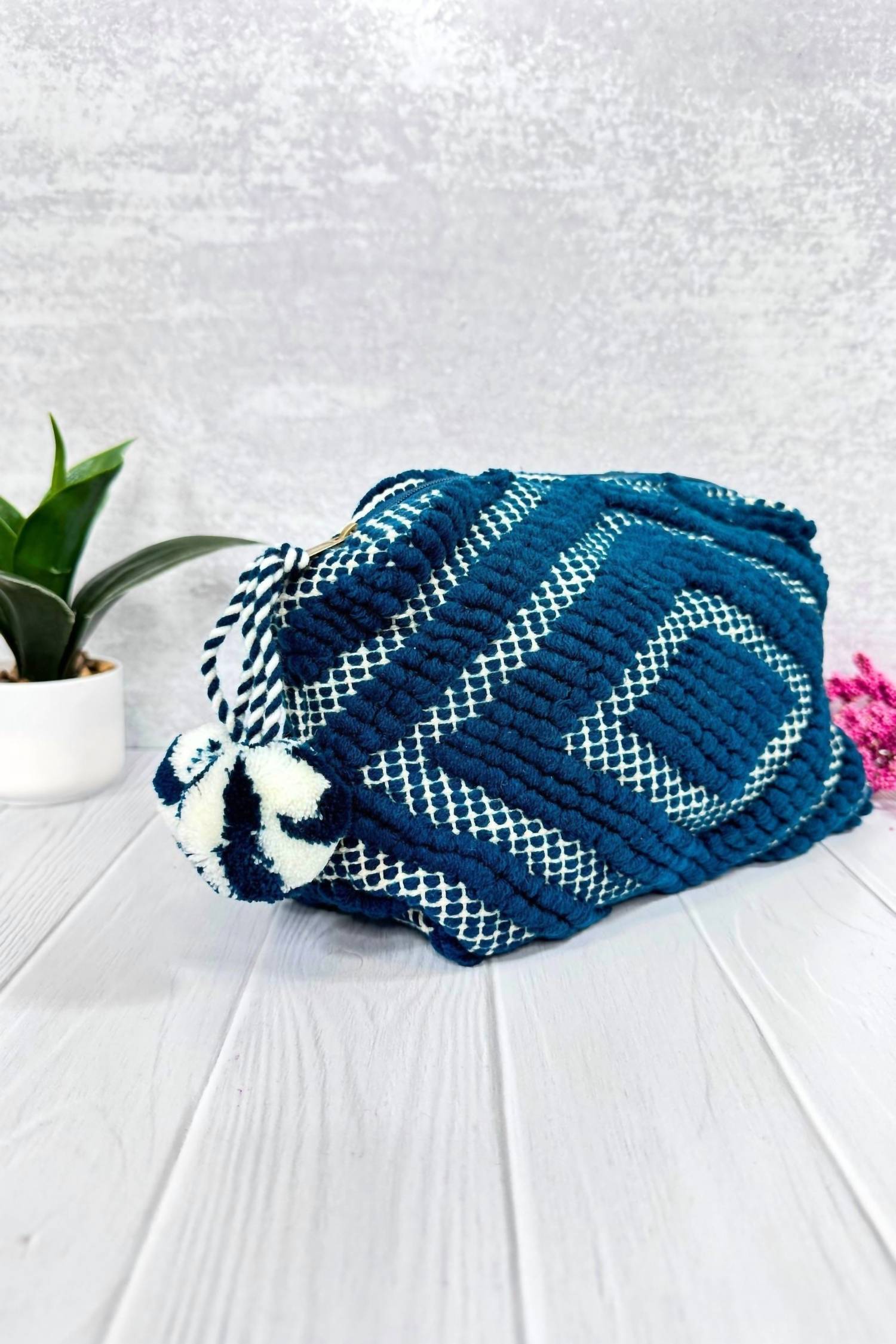 Lovestitch - Diamond Carpet Cosmetic Bag