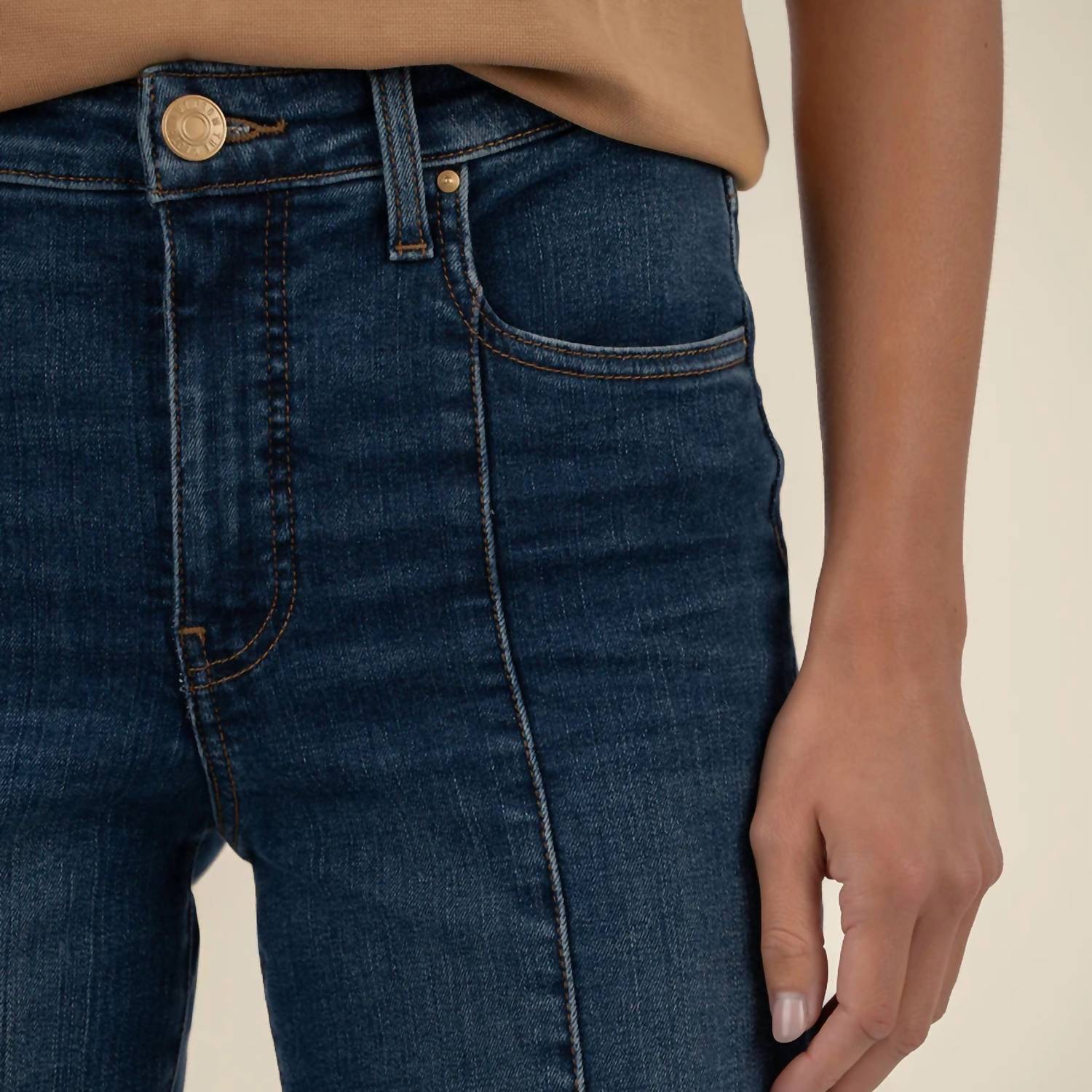 Kut From The Kloth - Kelsey Ankle Flare Jeans With Front Seam