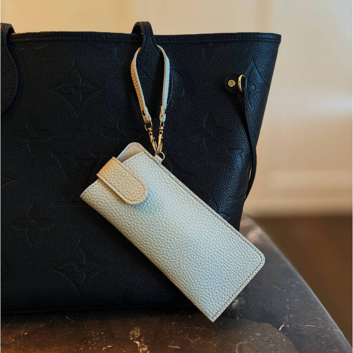 Ellison+Young - Women's Button-up Eyeglass Case Bag Charm