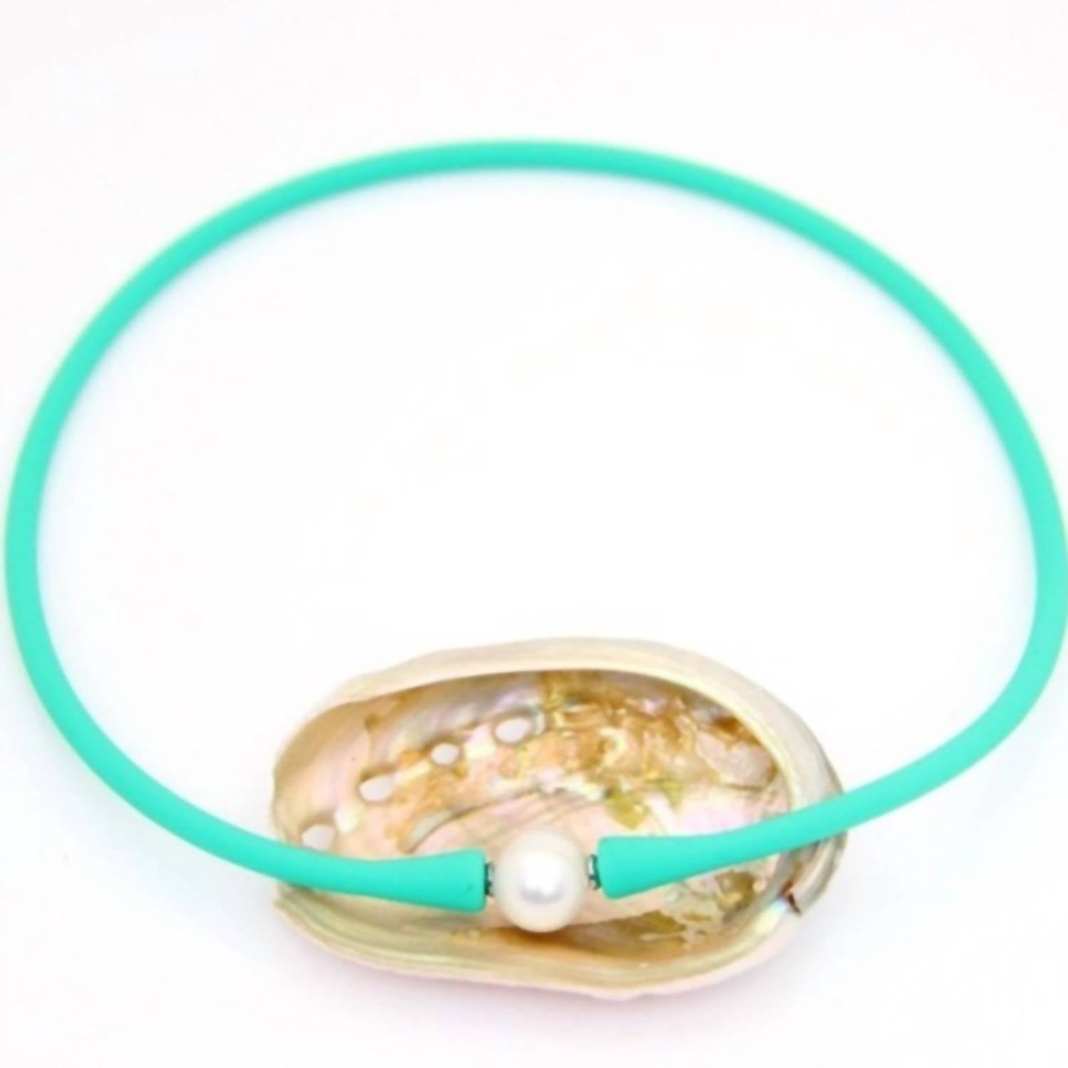 Woman Shops World - Women's Janis The Pearl Silicone & Freshwater Pearl Necklace
