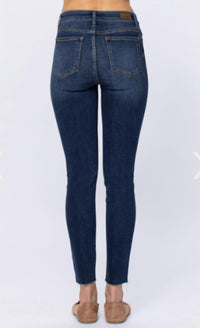 Judy Blue - Mid-rise Pocket Dad Jean