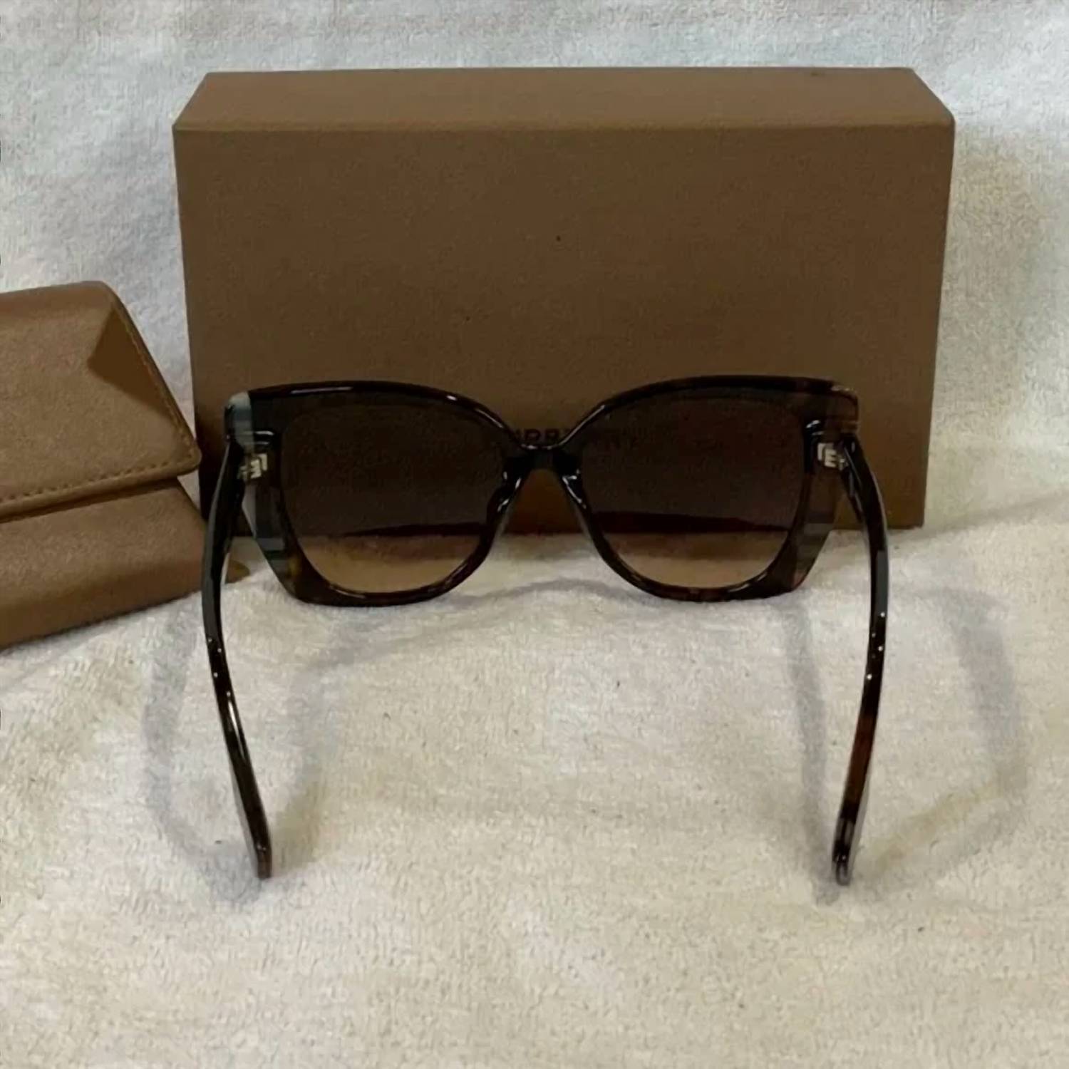 Burberry - Women's Tortoise Sunglasses