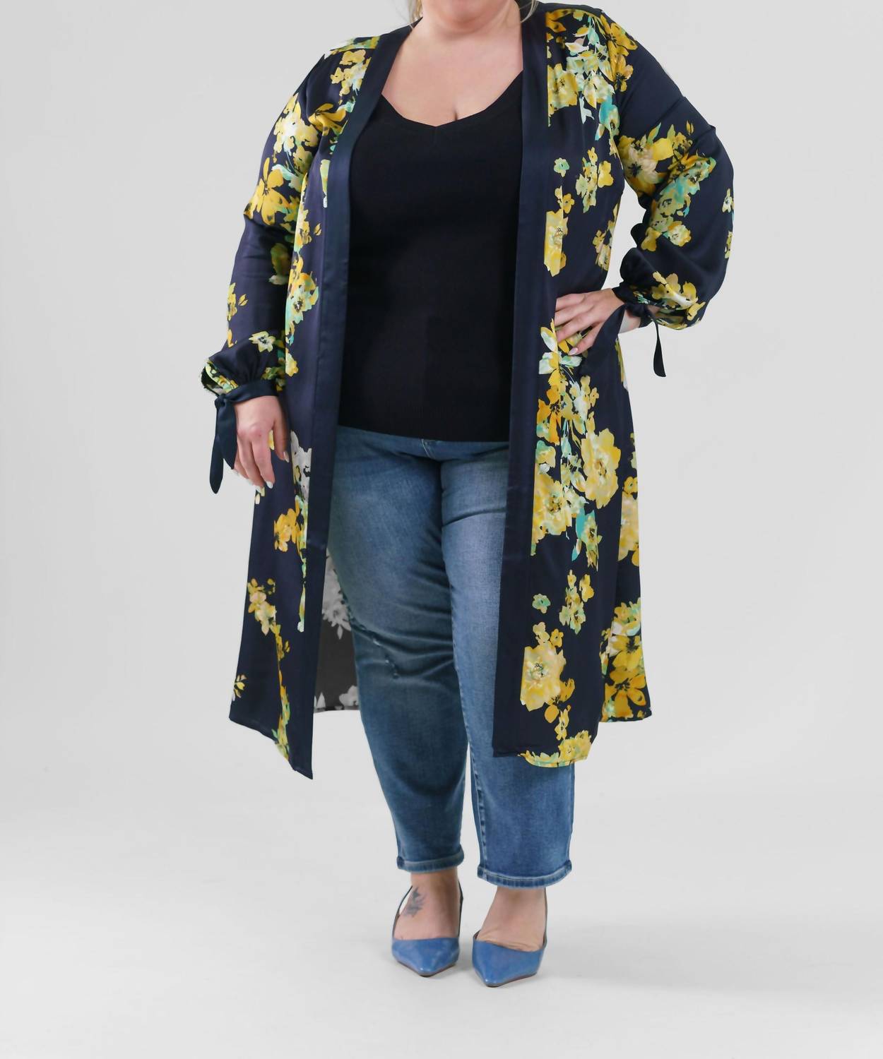 Marée Pour Toi - Printed Floral Long Sleeve Duster - Plus