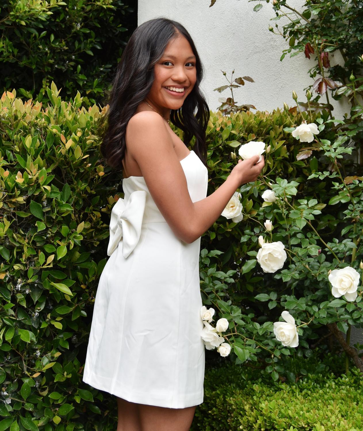 8Apart - Bernadette Strapless Bow Dress