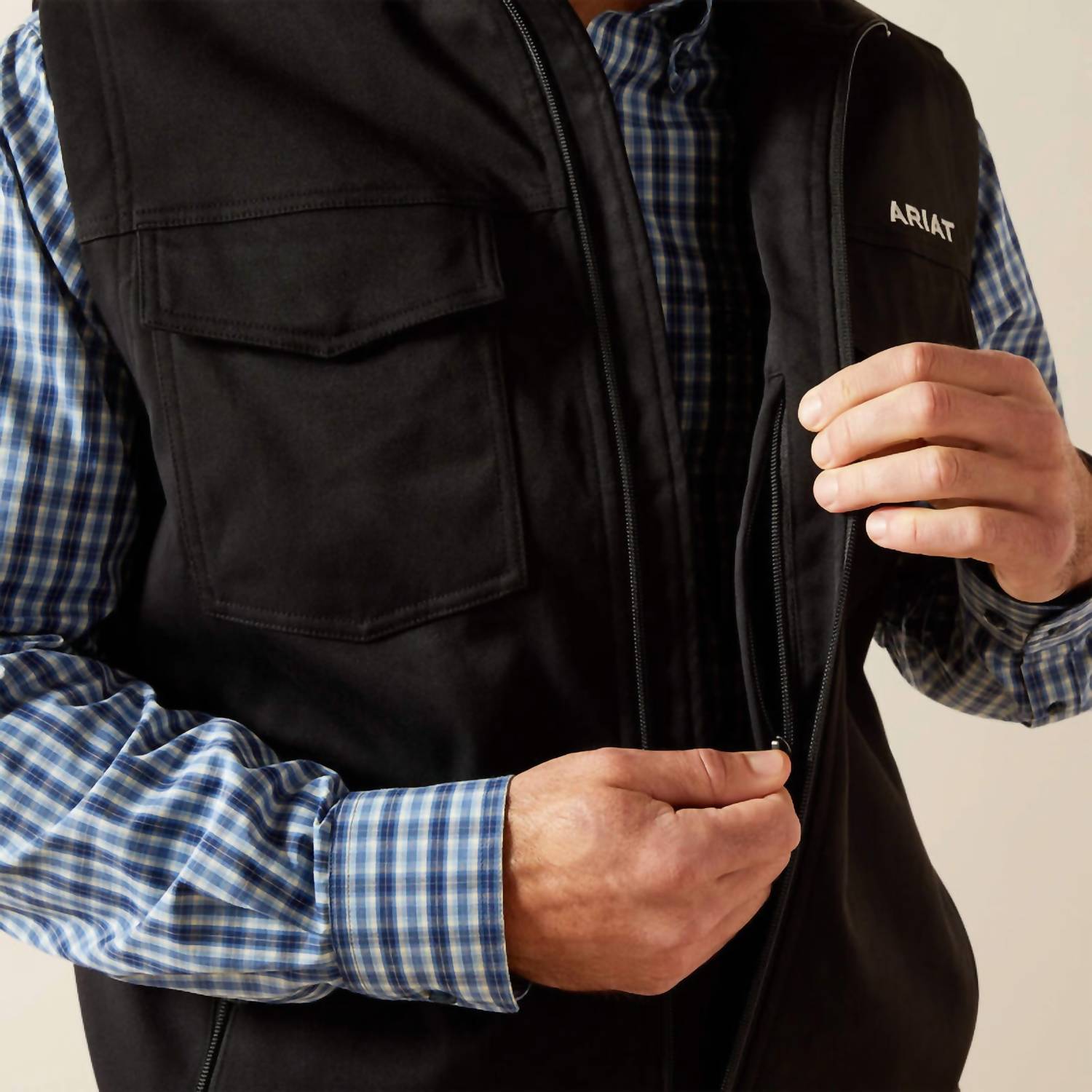ARIAT Men's Sentinel Softshell Vest in phantom - men's jacket - view 5