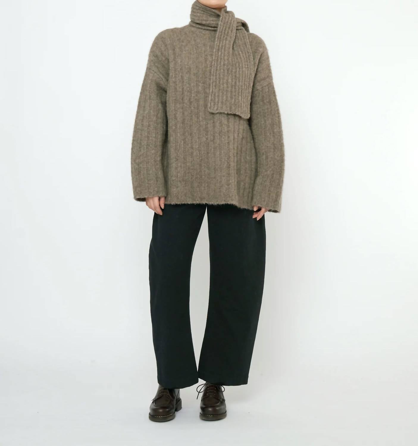 7115 By Szeki - Chunky Mockneck Sweater