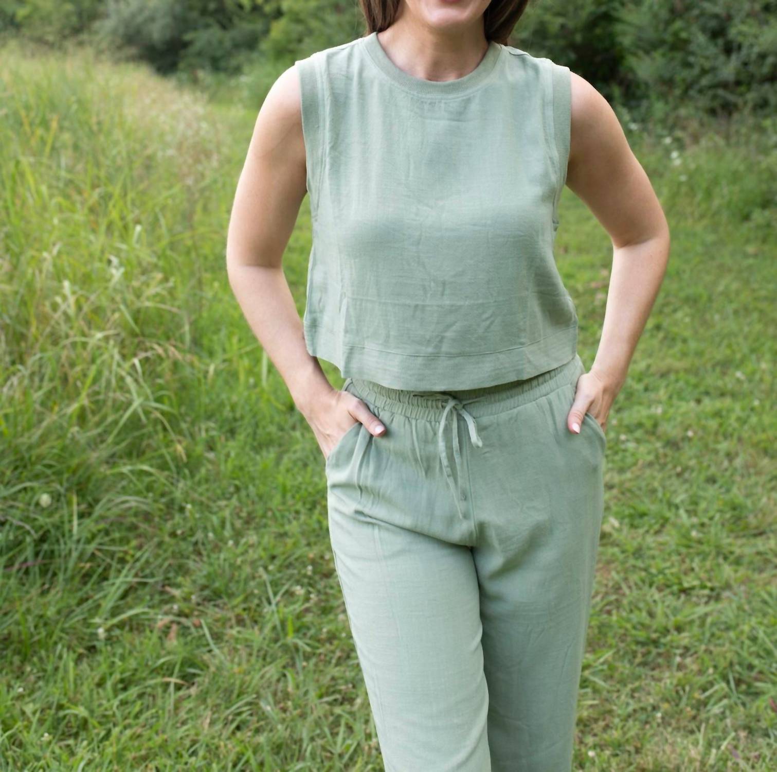 WISHLIST Mossy Dream Linen Set in green - women's sleepwear - detail view