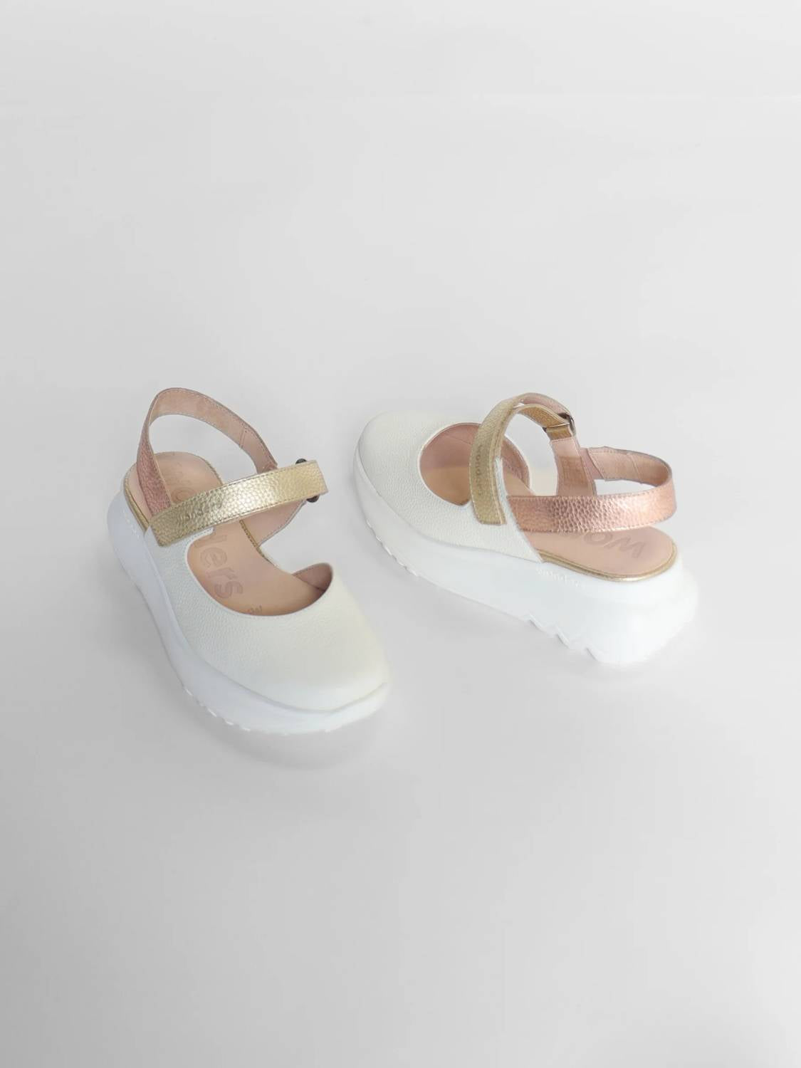 Wonders - Women's Comb Leather Platform Shoes