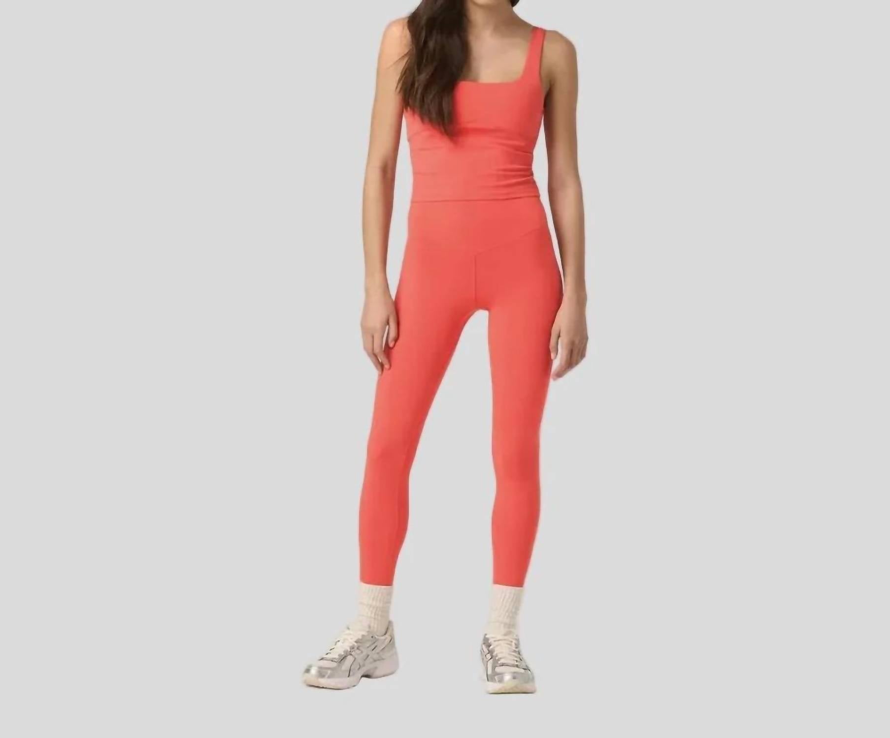 Vuori - All The Form Tank