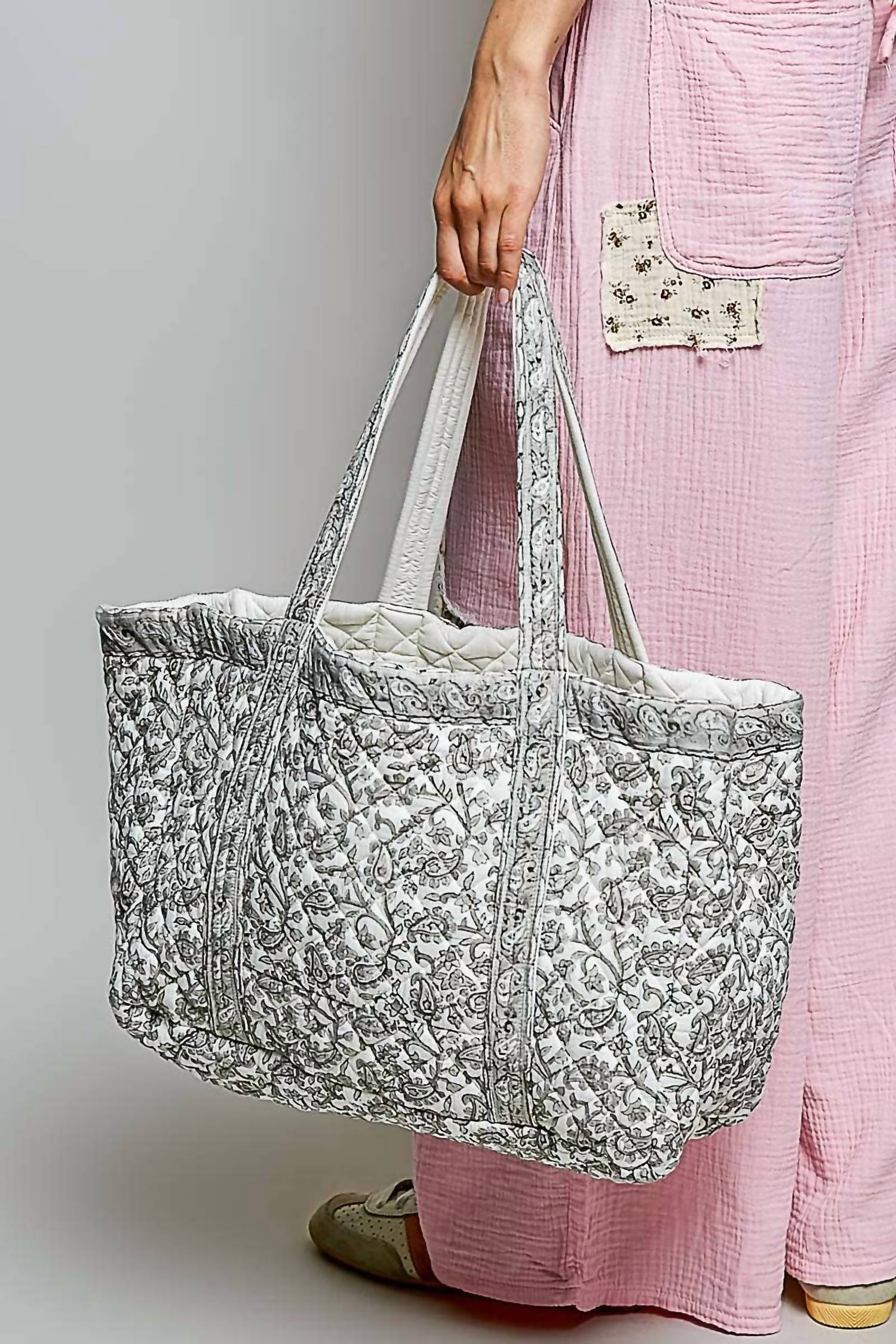 Pol - Women's Hand Block-printed Quilted Floral Tote Bag