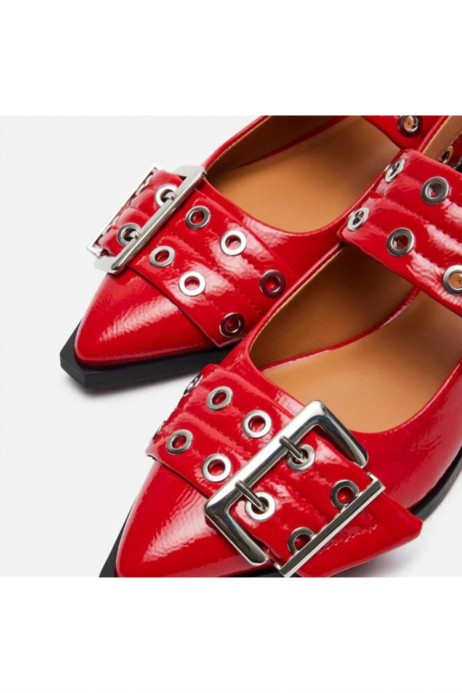 Steve Madden - Graya Pointed Toe Flats
