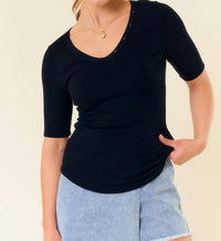 Doe And Rae - V-neck Button Trim Half Sleeve Tee