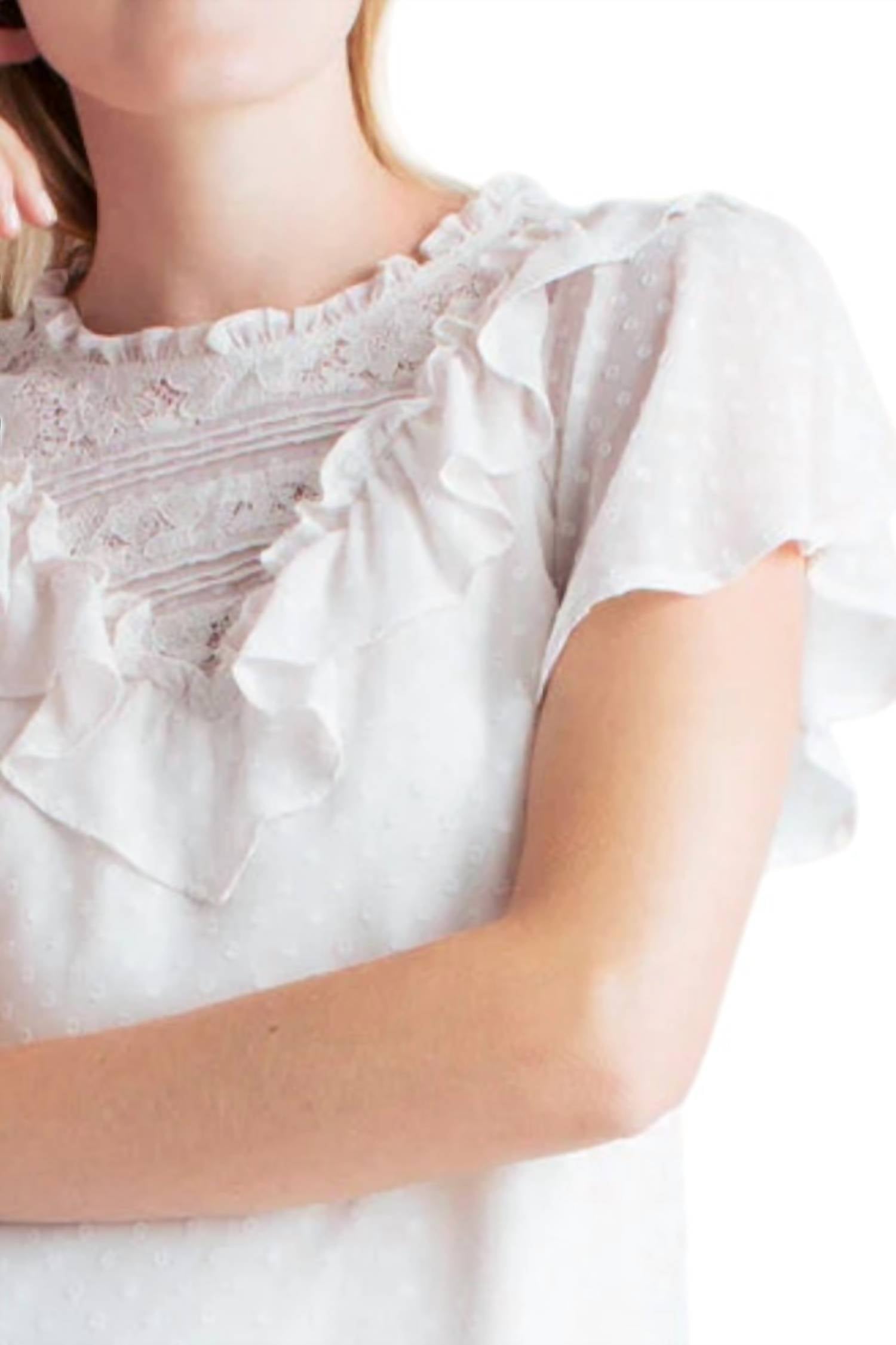 Kensie - Flutter Sleeve Woven Top