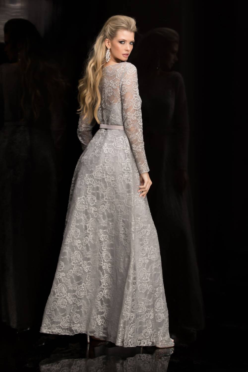 Lucci Lu - Long Sleeve Gown