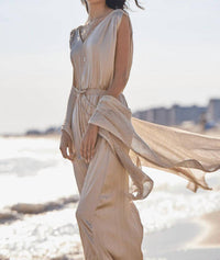 Lysse - The Packable Pleated Dress