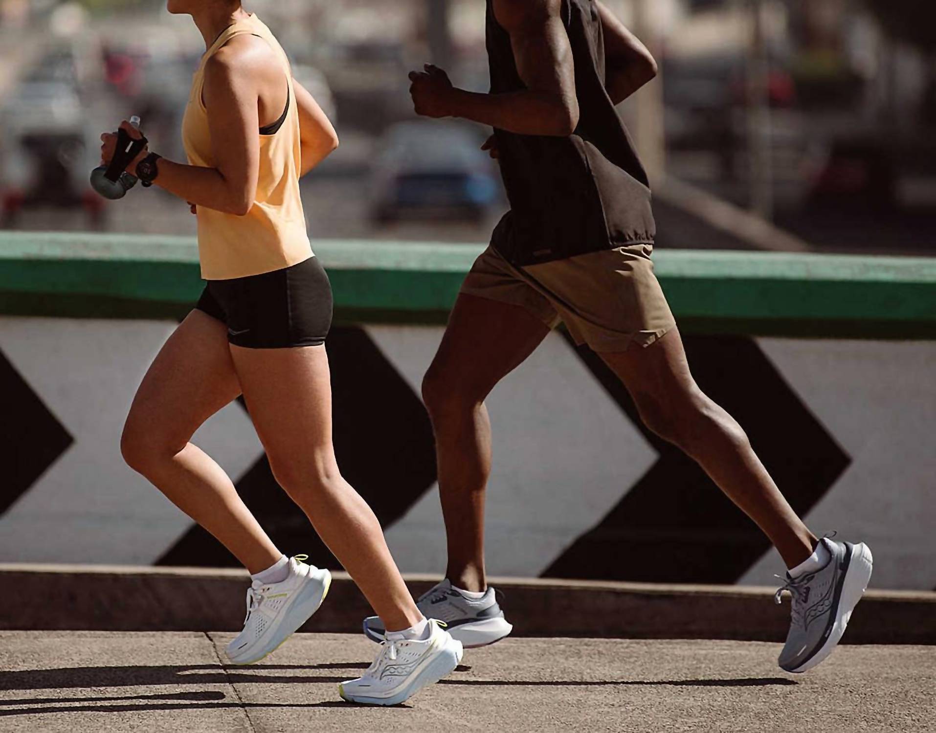 Saucony - Women's Guide 18 Running Shoes