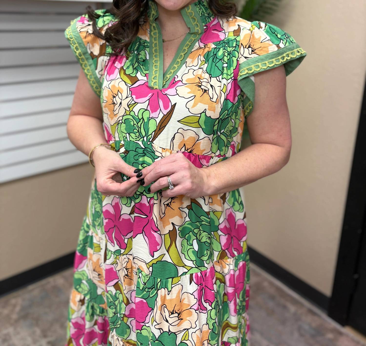 Umgee - Bold Floral Tiered Midi Dress