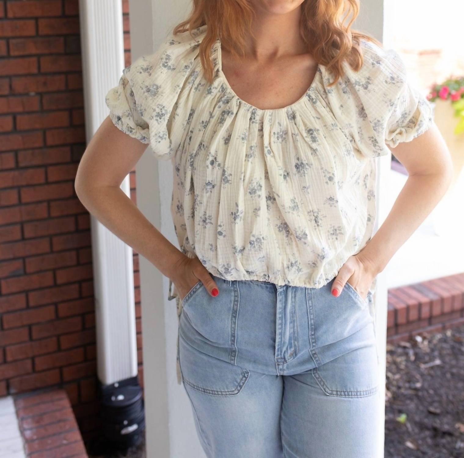 GRADE & GATHER In the Garden Floral Top in the garden floral top in white - women's t-shirt