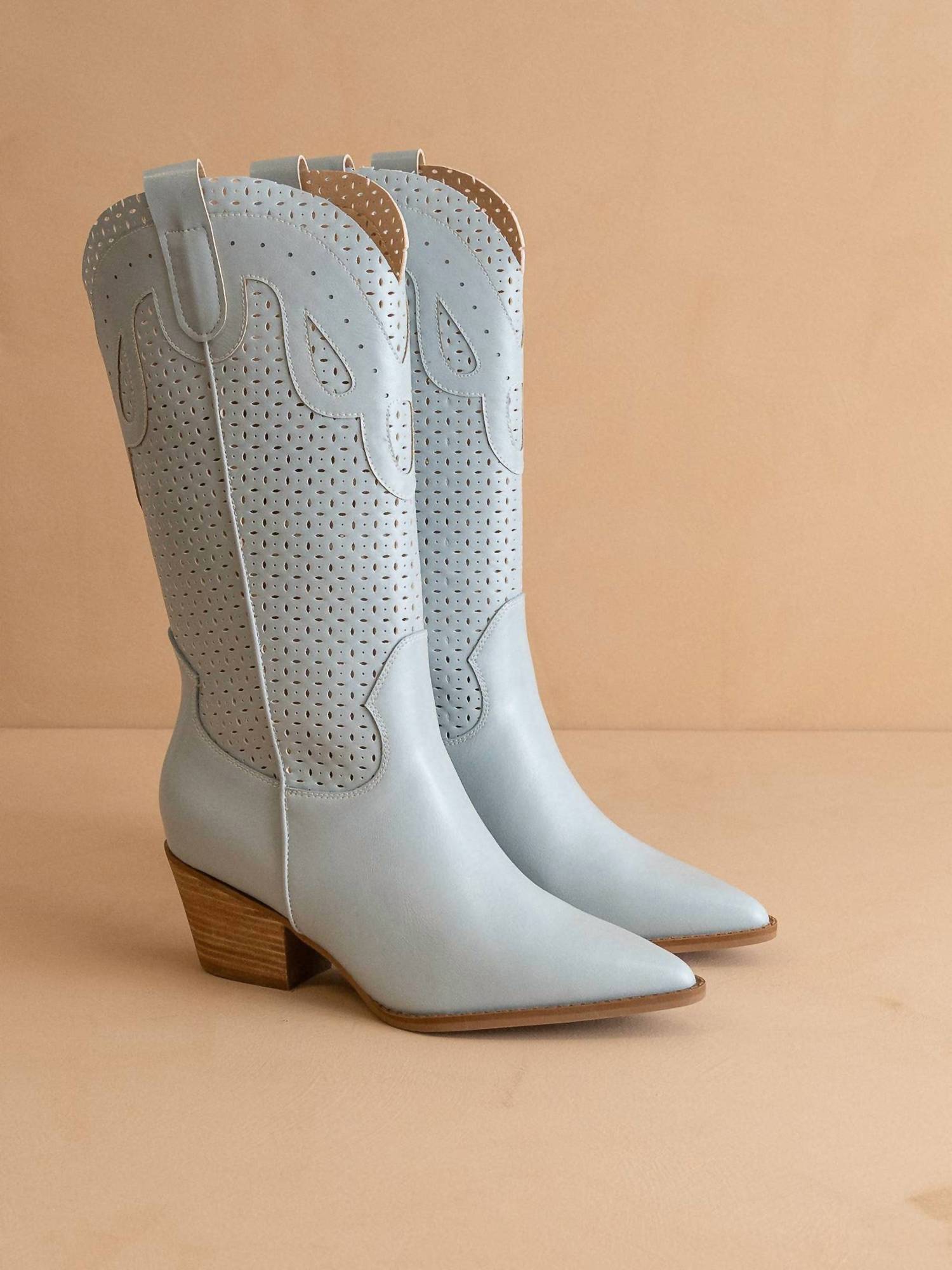 Oasis Society - Women's The Gabby Perforated Western Boot