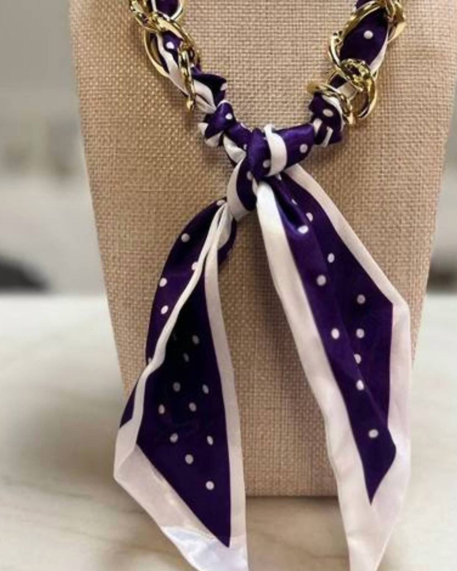Ameslayne - Women's Game Day Scarf Chain Necklace