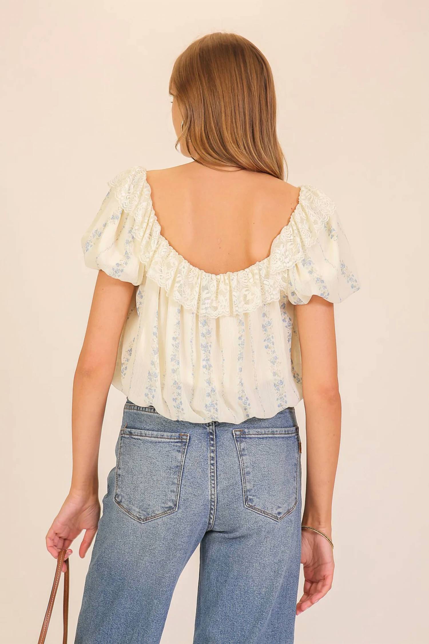 Lumiere - Lace Trim Floral Puff Sleeve Blouse