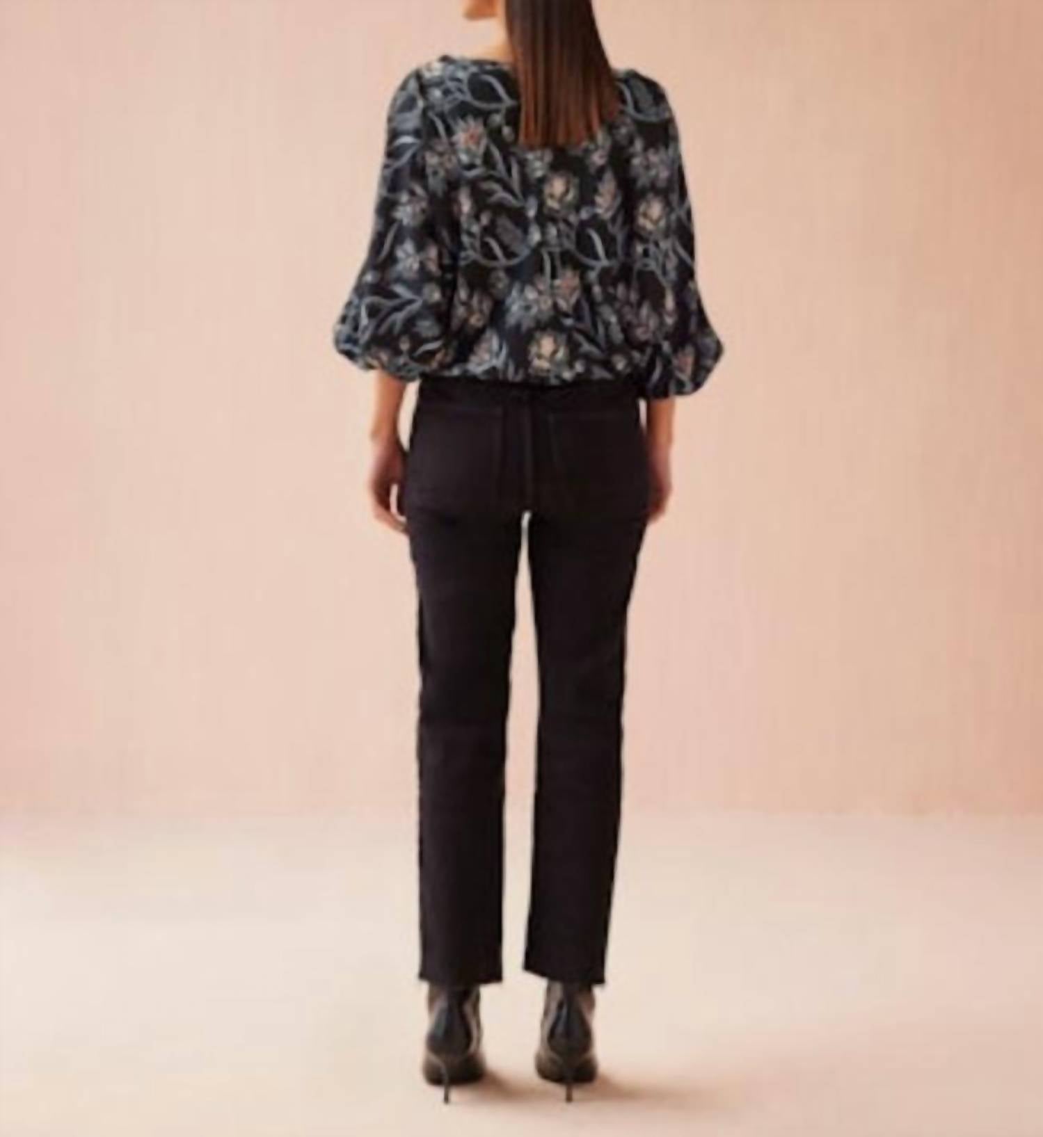 Omika - Women's Verde Blouse