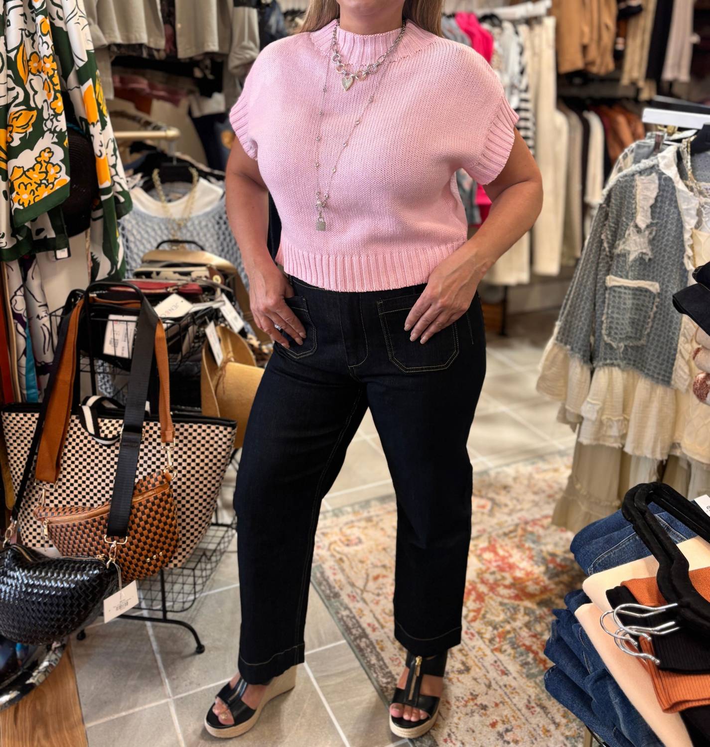 Ee:Some - Shelly Cropped Sweater Tee