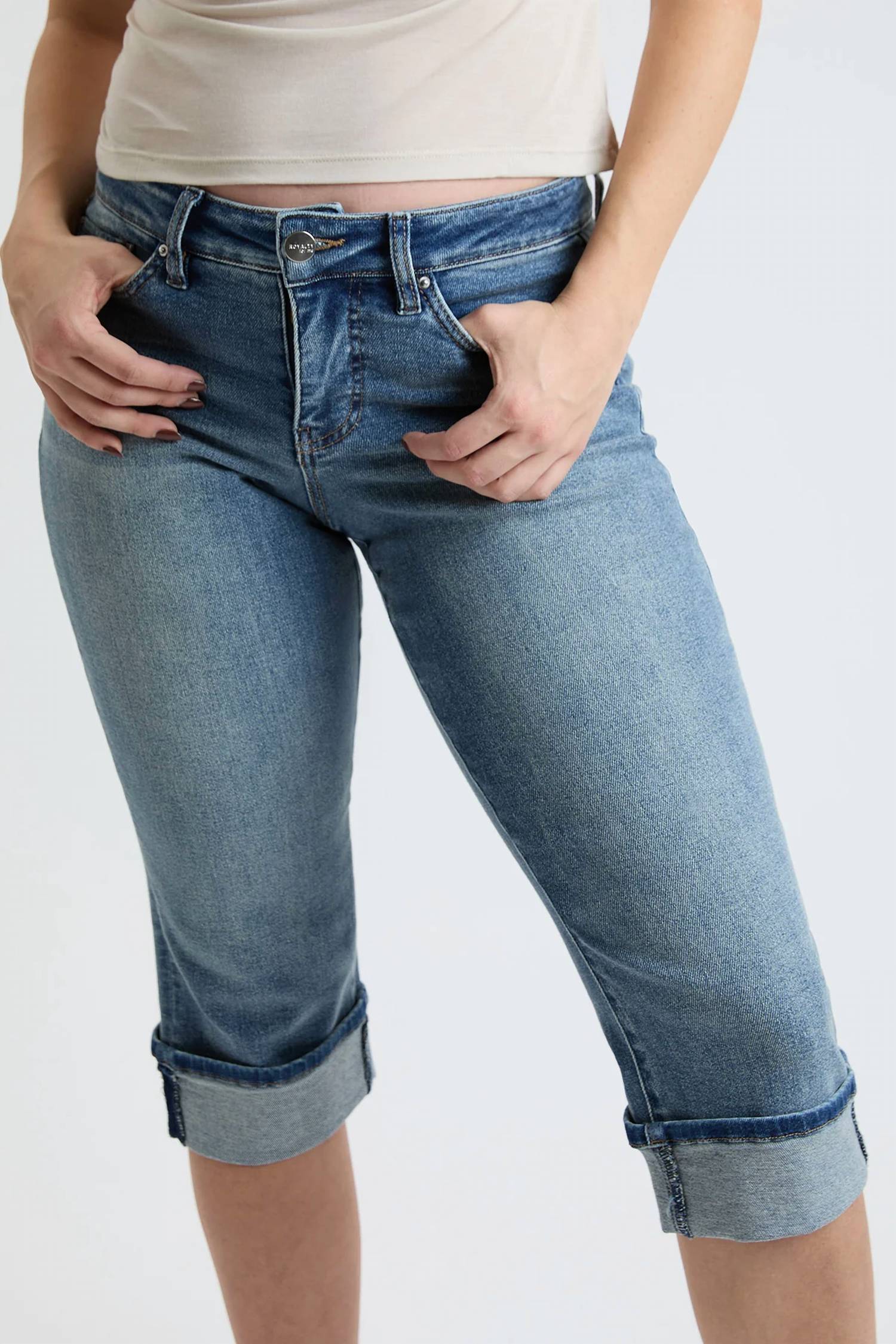 Ymi - Mid Rise Premium Stretch Essential Cuff Capri Pants
