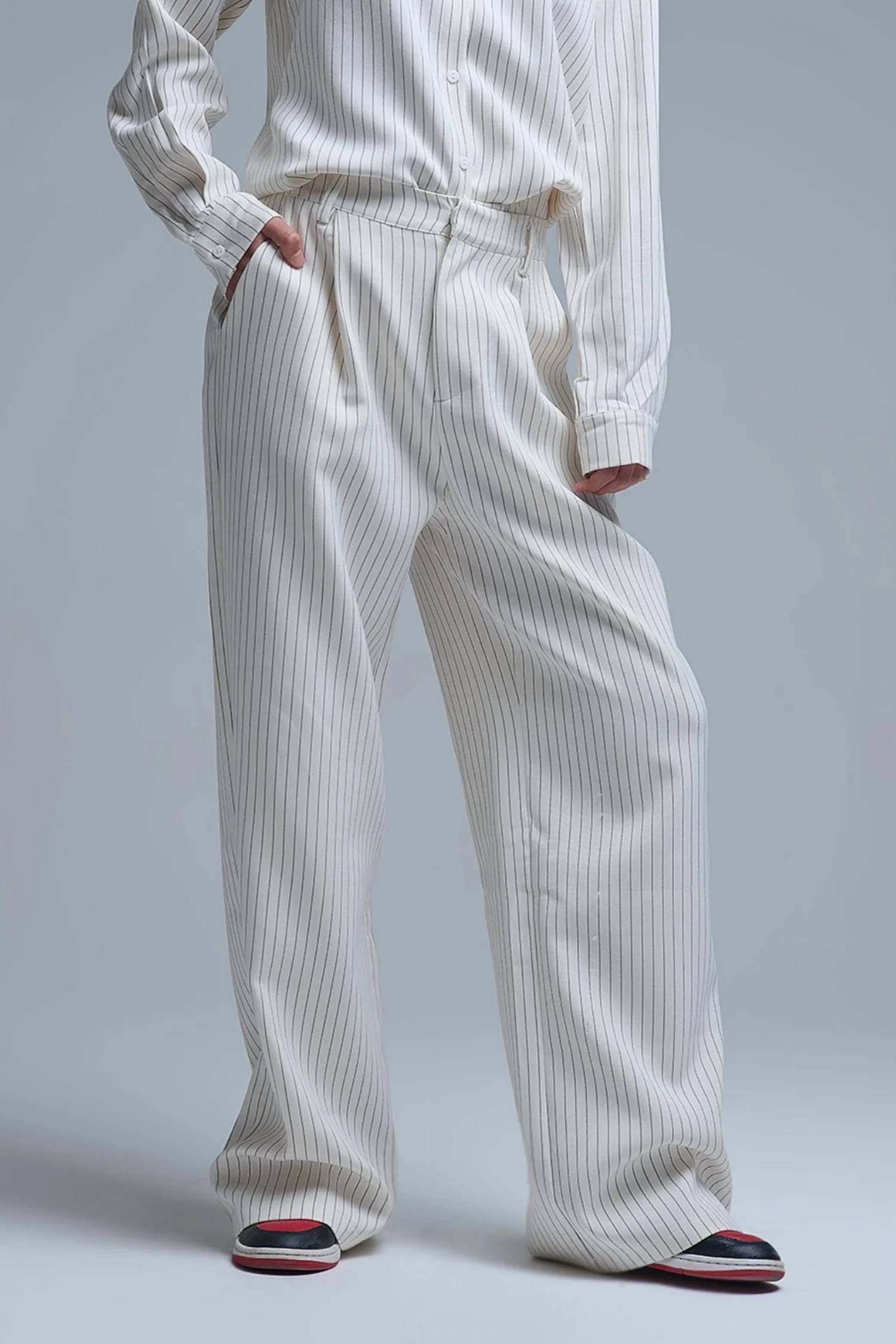Q2 - Wide Leg Pinstripe Pants