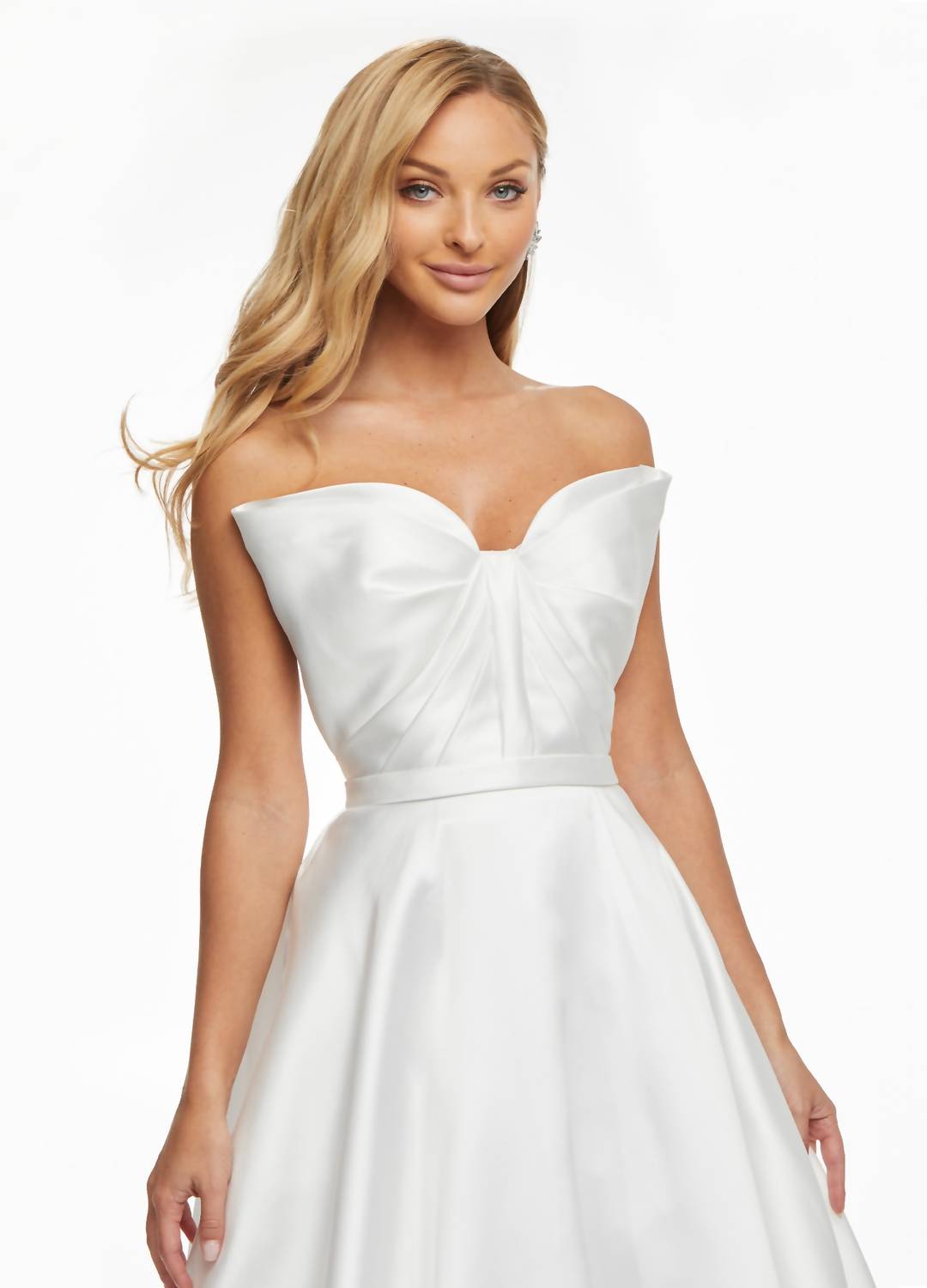 Ashleylauren - Women's Admiring Glances Bridal Dress