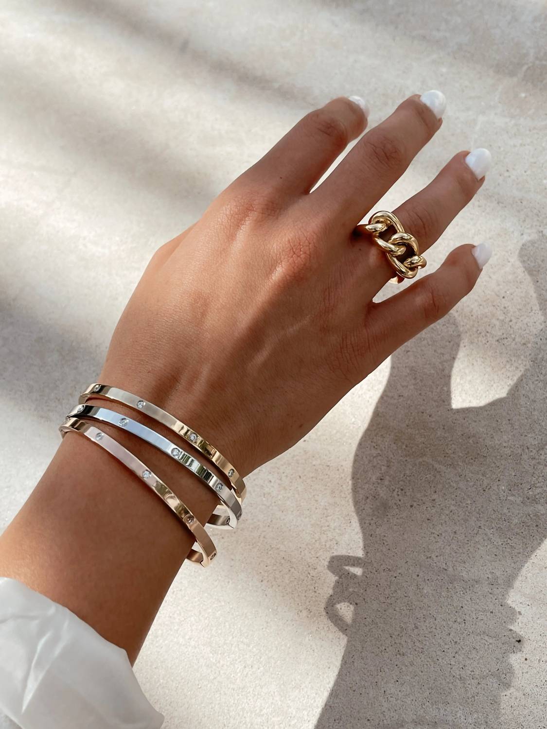 Sahira - Women's Elsie Eternity Bracelet