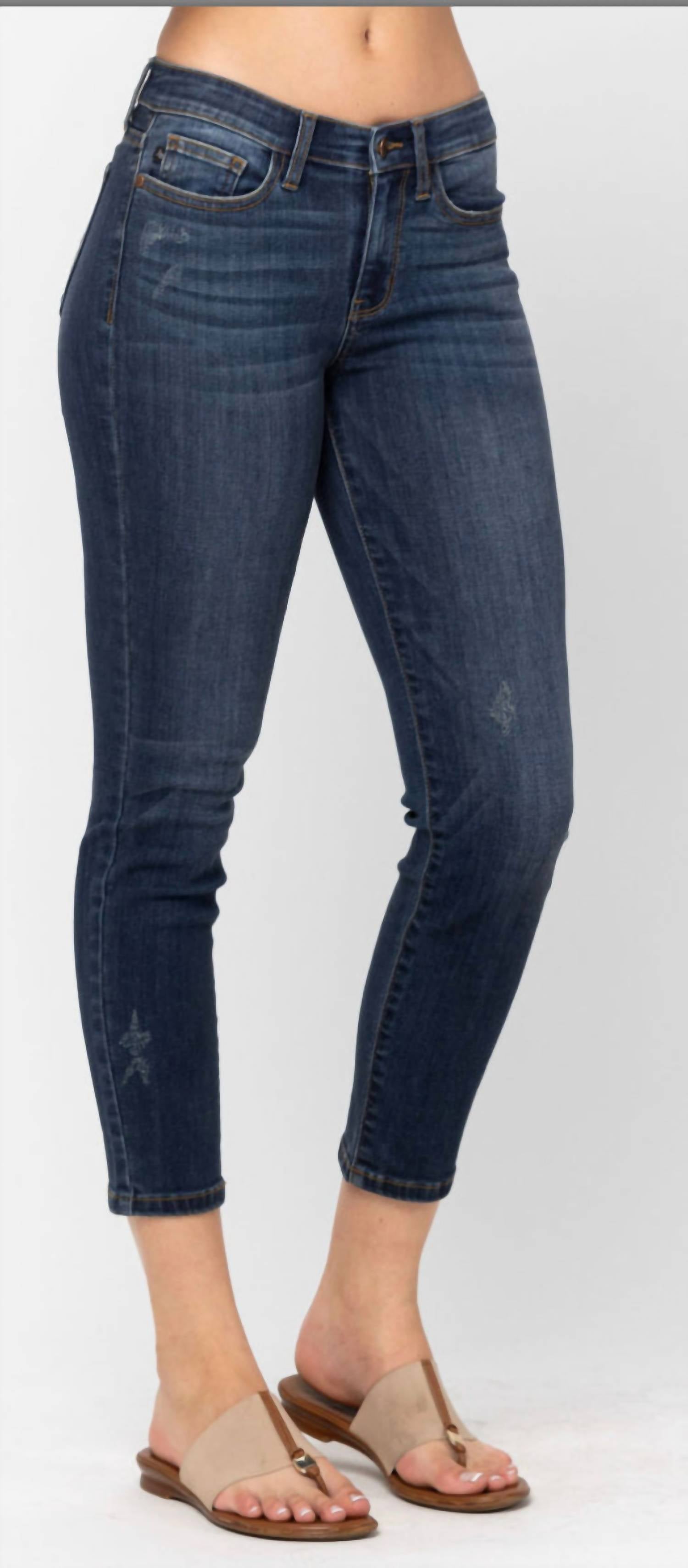 Judy Blue - Mid Rise Cropped Relaxed Denim Jeans