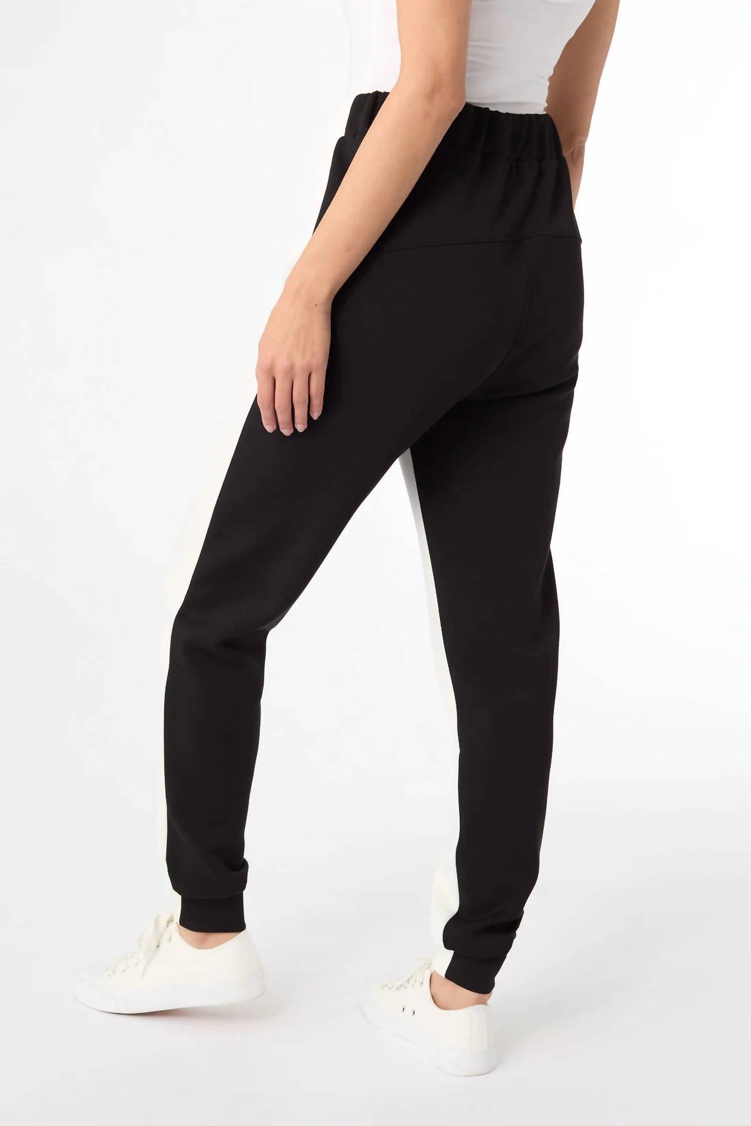Coco + Carmen - Hilarie Two-tone Jogger