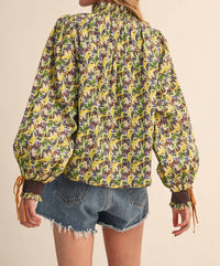 &Merci - Contrast Neckline Smocked Puff Sleeve Top