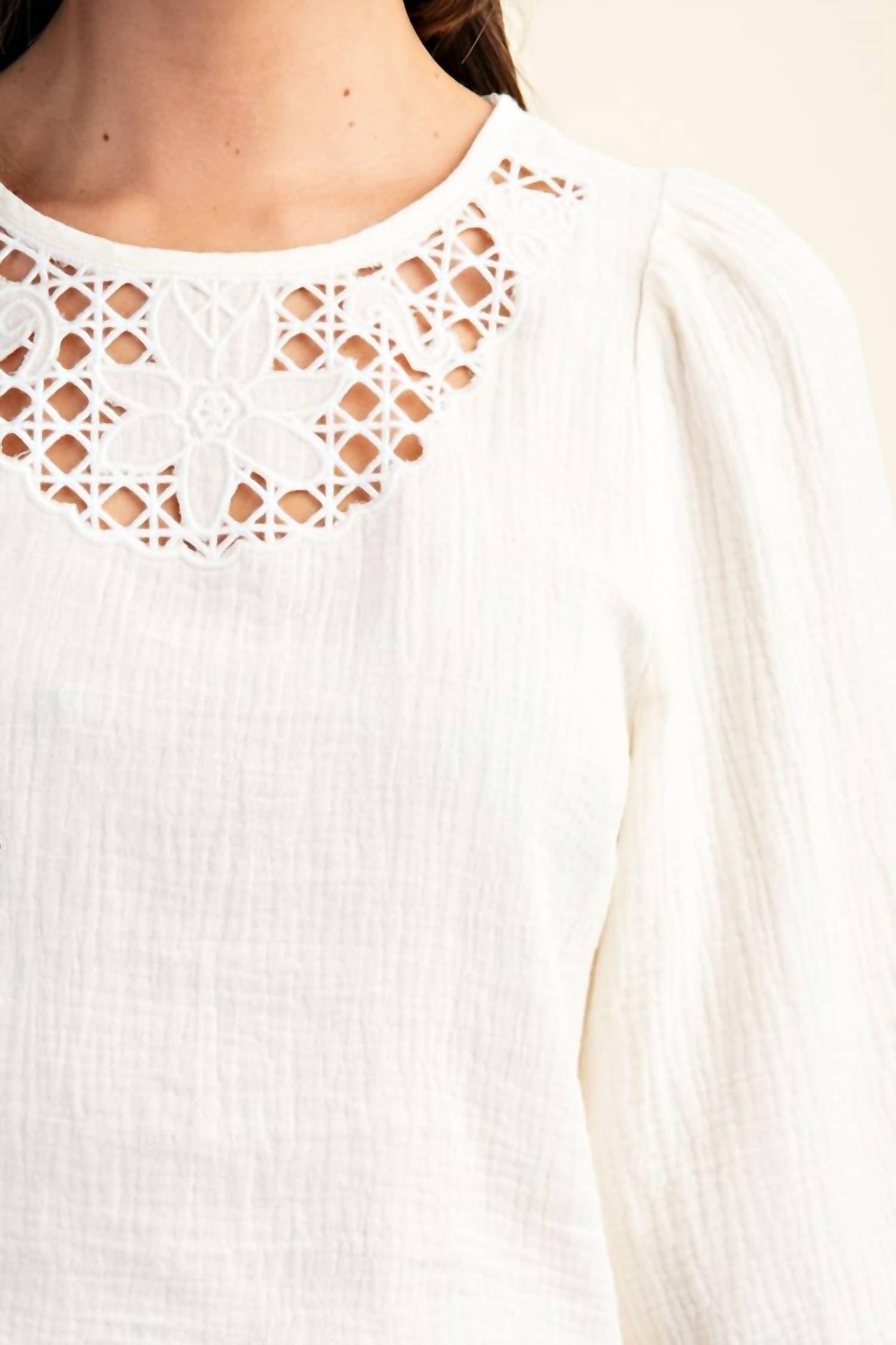 Gigio - Embroidered Cutout Bell Sleeve Crop Top