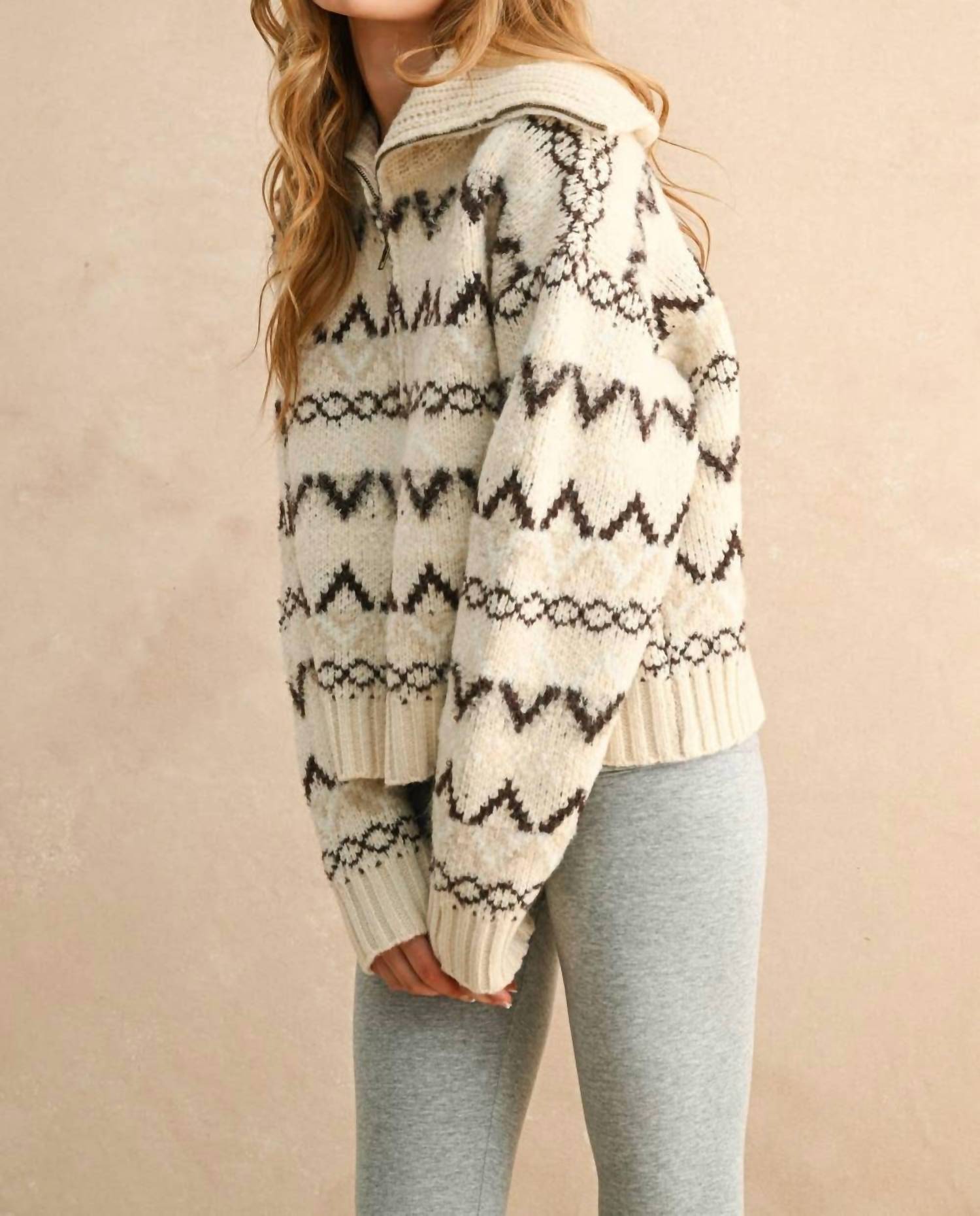 Miou Muse - Half Zip Sweater