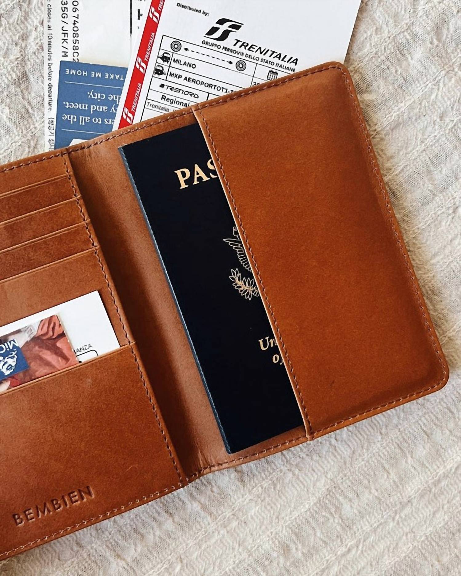 Bembien - Women's Este Passport Holder