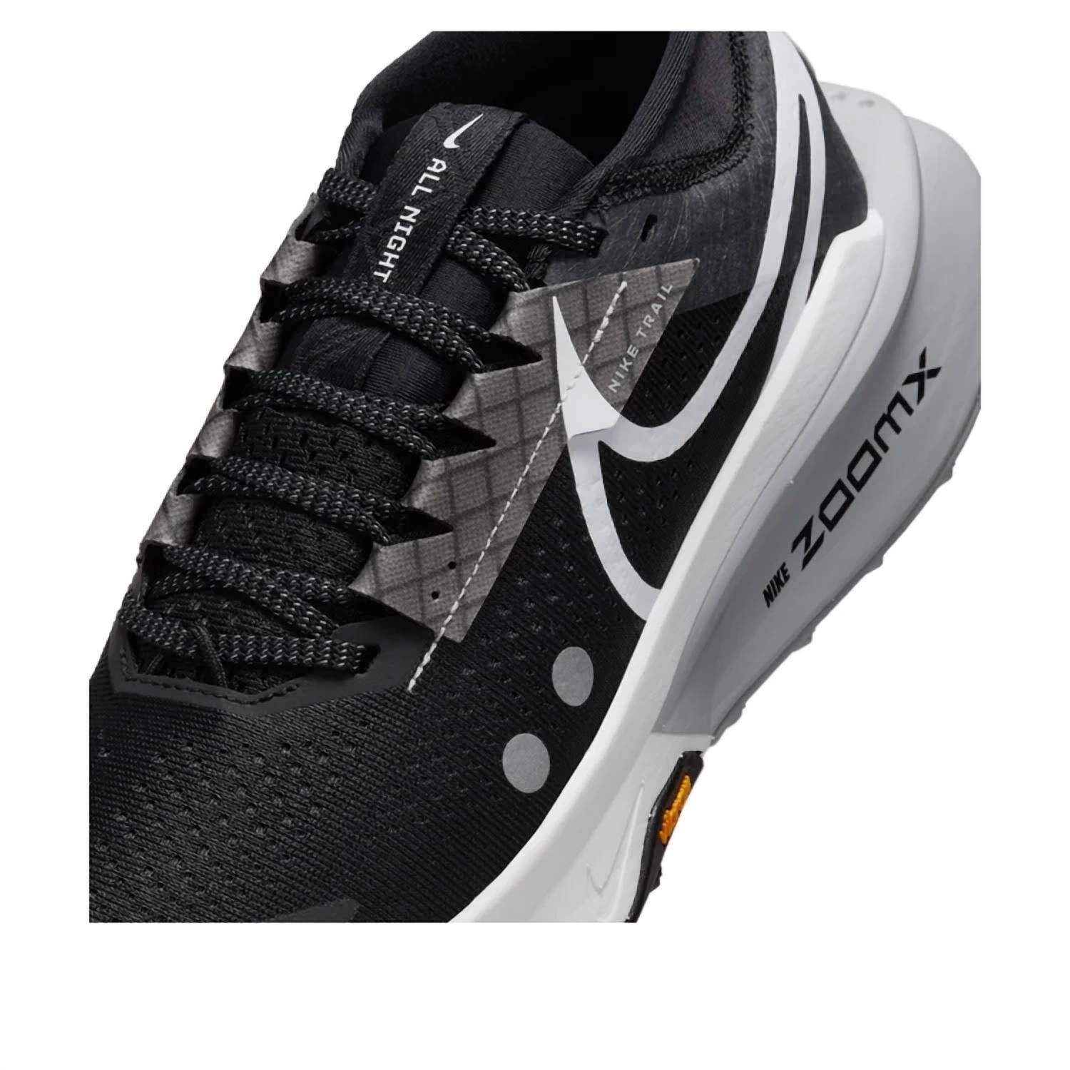 Nike - Women's Zegama 2 Running Shoes
