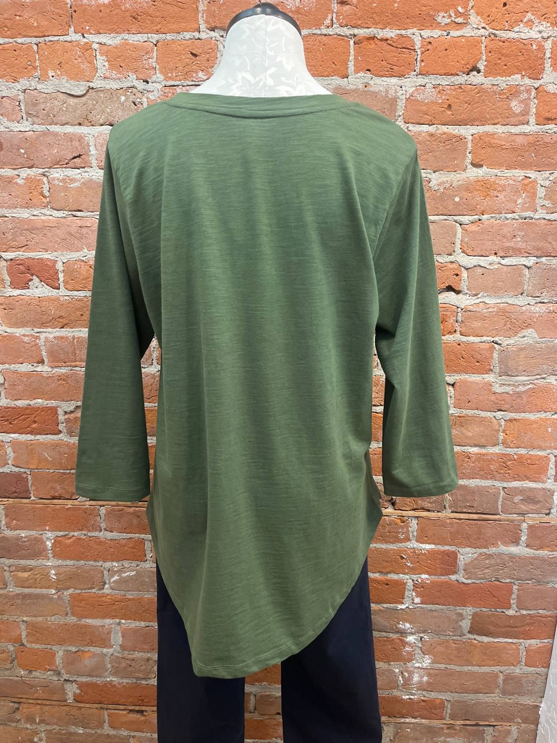 Marushka - Unisex - Scoop Neck Three-Quarter Sleeves T-shirt