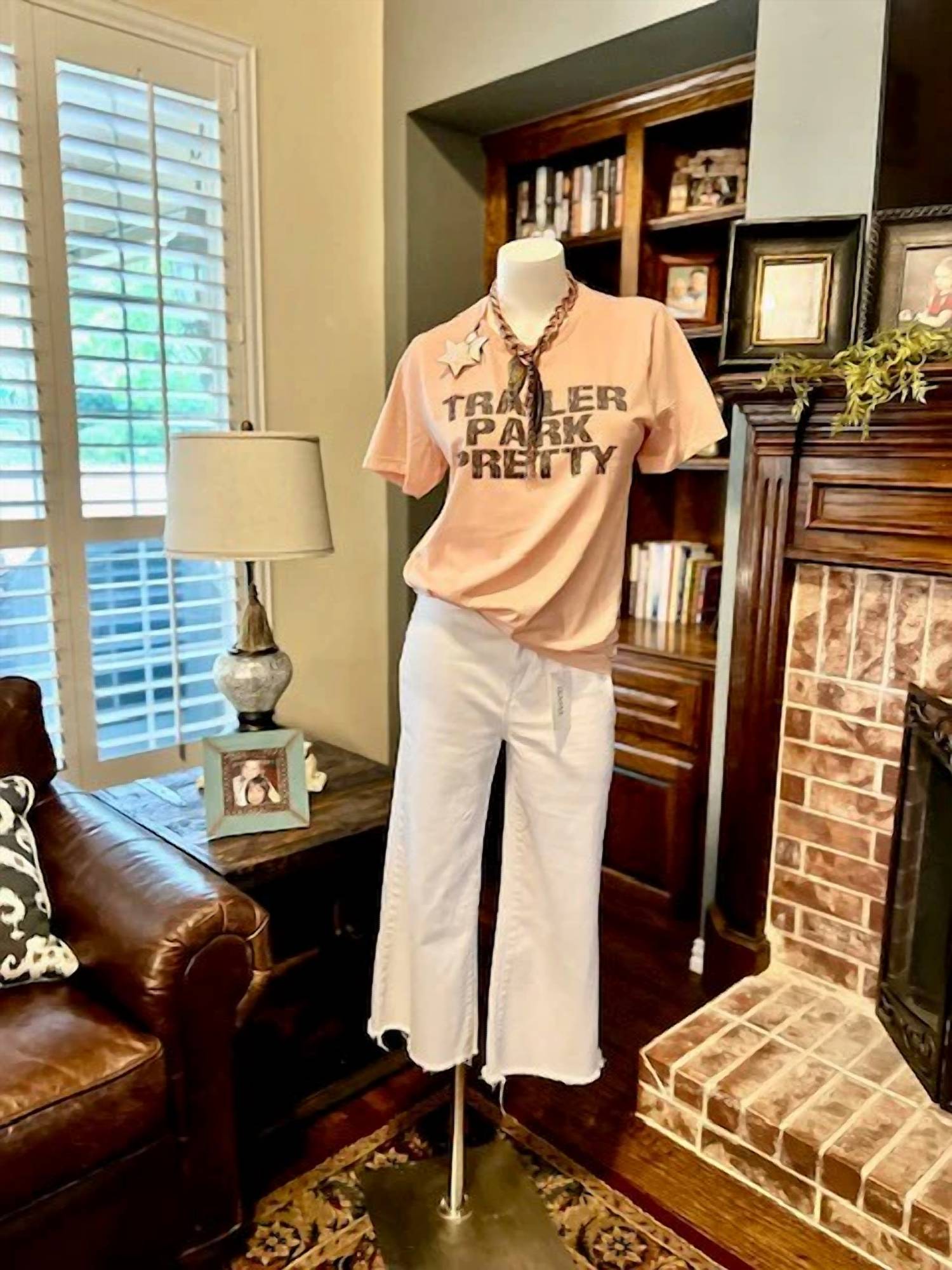 Keep It Gypsy - Women's Trailer Park Pretty Tee