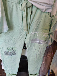 Oz - Women's Embelished Crinkle Jogger