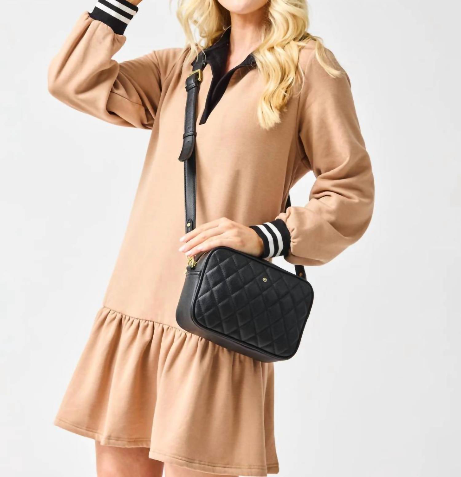 Mary Square - Women's Essential Crossbody Bag