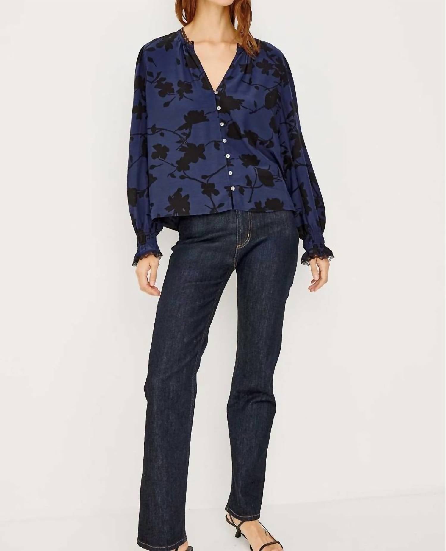 Rails Magda Blouse in navy - women's blouse - detail view