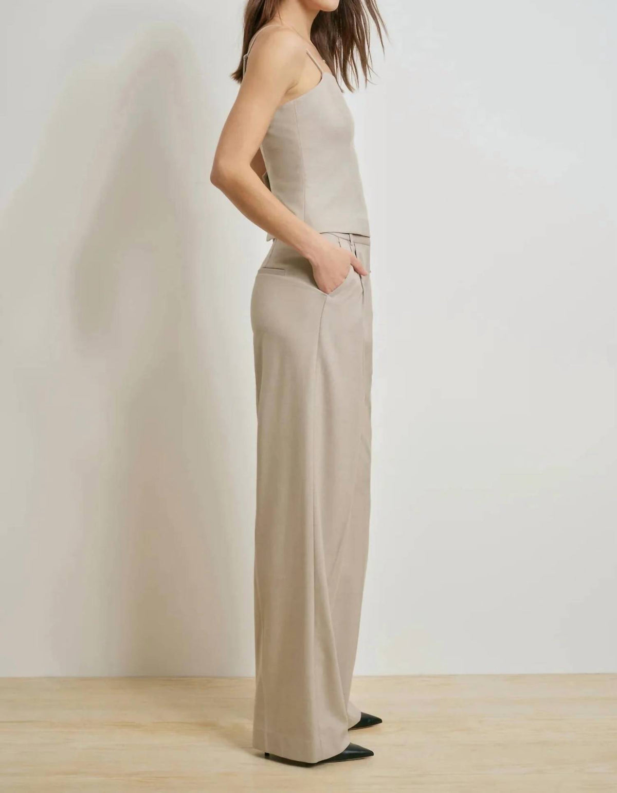 Favorite Daughter - The I'm Back Square-neck Top