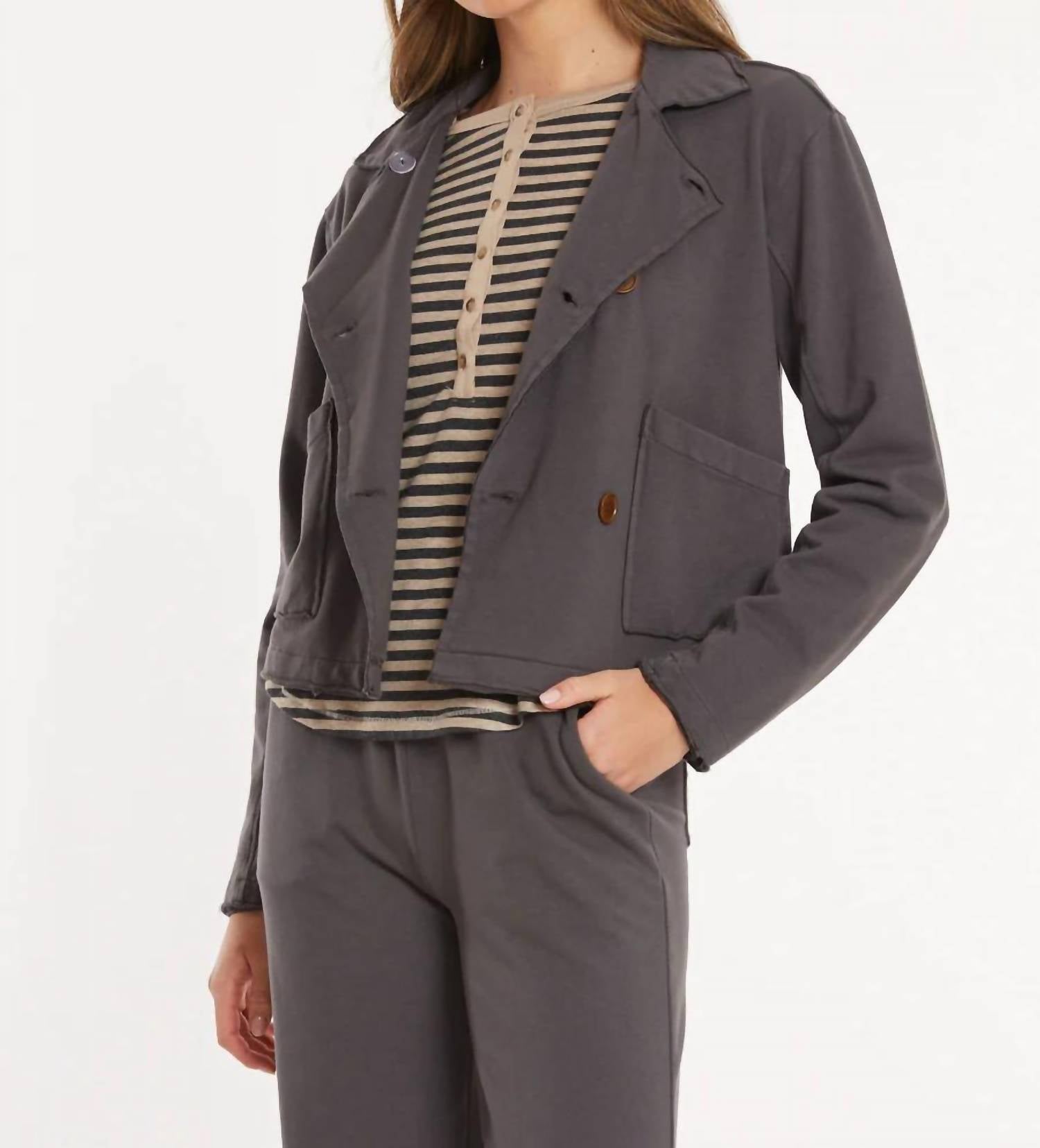 mododoc Double Breasted Crop Shacket in washed ebony - women's jacket - view 4